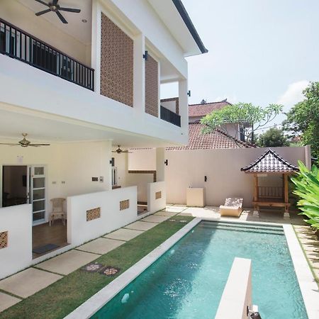 Donguri House Bali Bed & Breakfast Jimbaran Eksteriør bilde